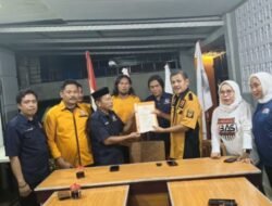 IBAS Pendaftar Pertama di Partai Hanura